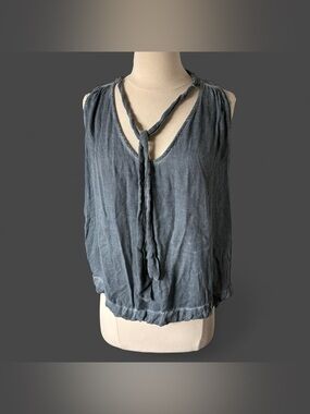 Free people Blue rayon tie front blouse size small#boho